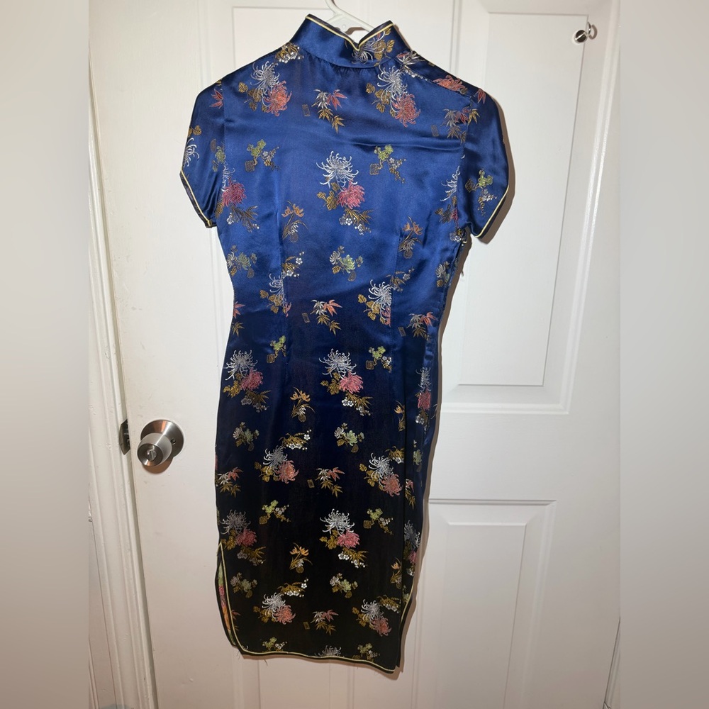 Vintage Elegant Floral Blue Dress Hong Kong 100% Rayon Sz 34
